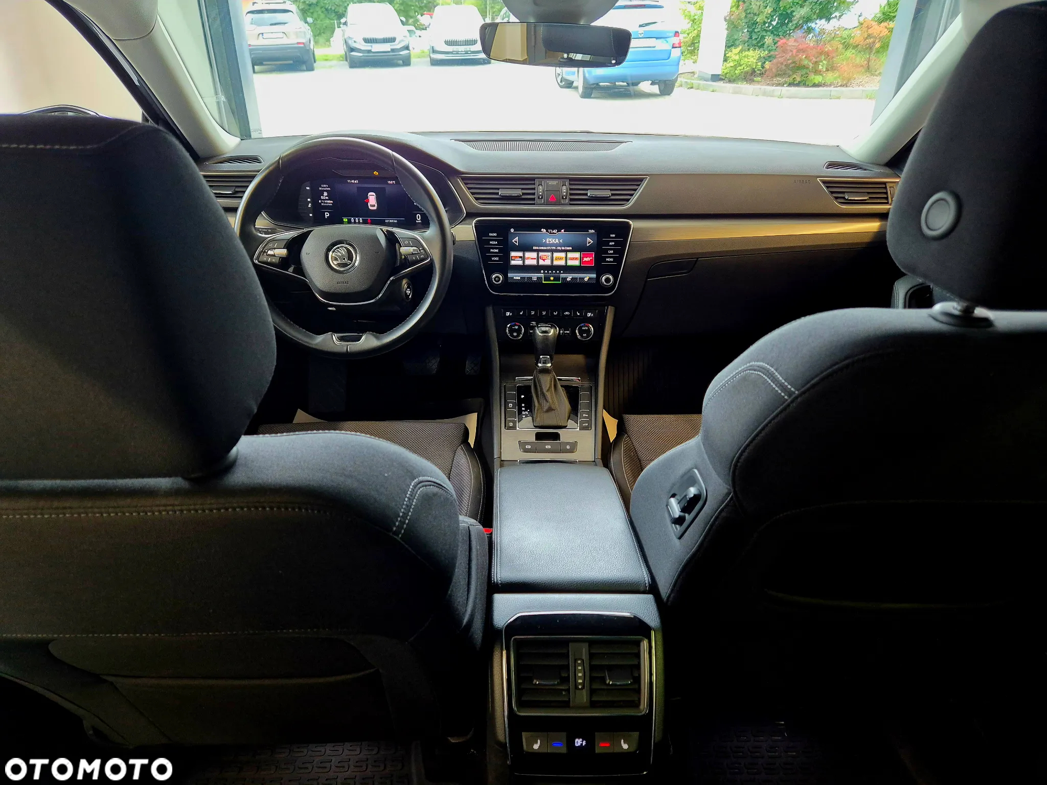 Skoda Superb 2.0 TDI SCR 4x4 Style DSG - 9
