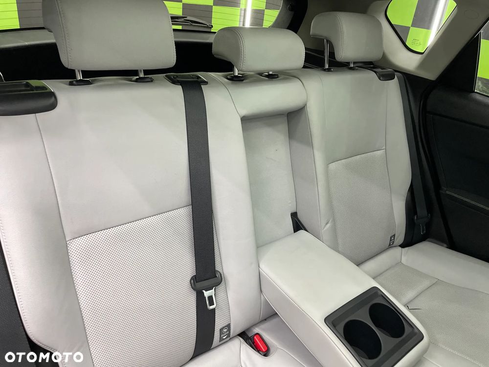 Toyota Auris - 14