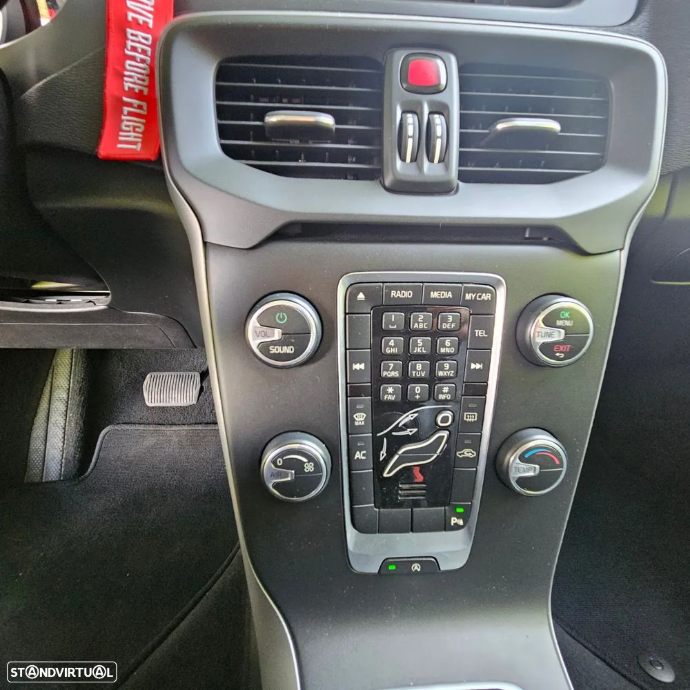 Volvo V40 1.6 D2 Kinetic Powershift Eco - 54