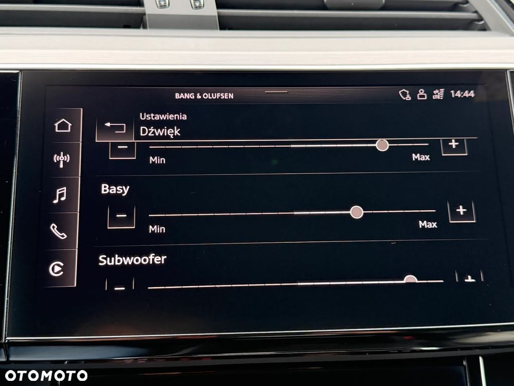 Audi e-tron 55 Quattro S Line - 37