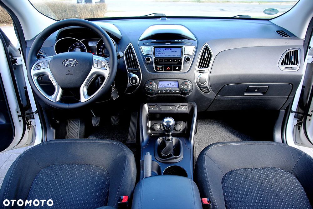 Hyundai ix35 1.6 2WD UEFA EURO 2012 Edition - 11