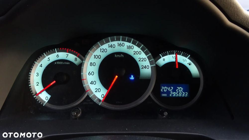 Toyota Corolla Verso 1.8 Sol 7os - 18