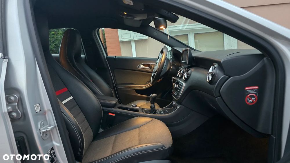 Mercedes-Benz Klasa A 180 CDI (BlueEFFICIENCY) Style - 15