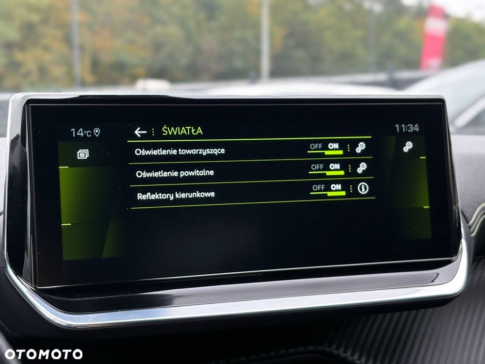 Peugeot 2008 PureTech 130 EAT8 GT - 38