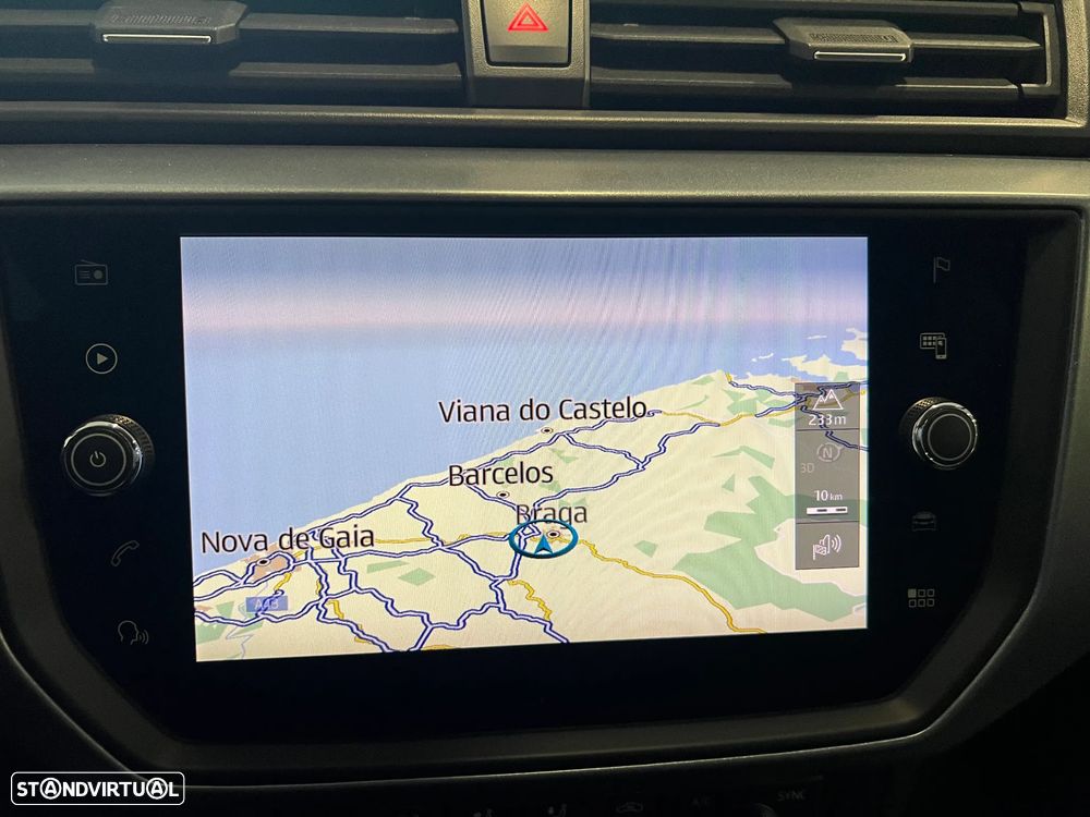 SEAT Arona 1.0 TGI FR - 13