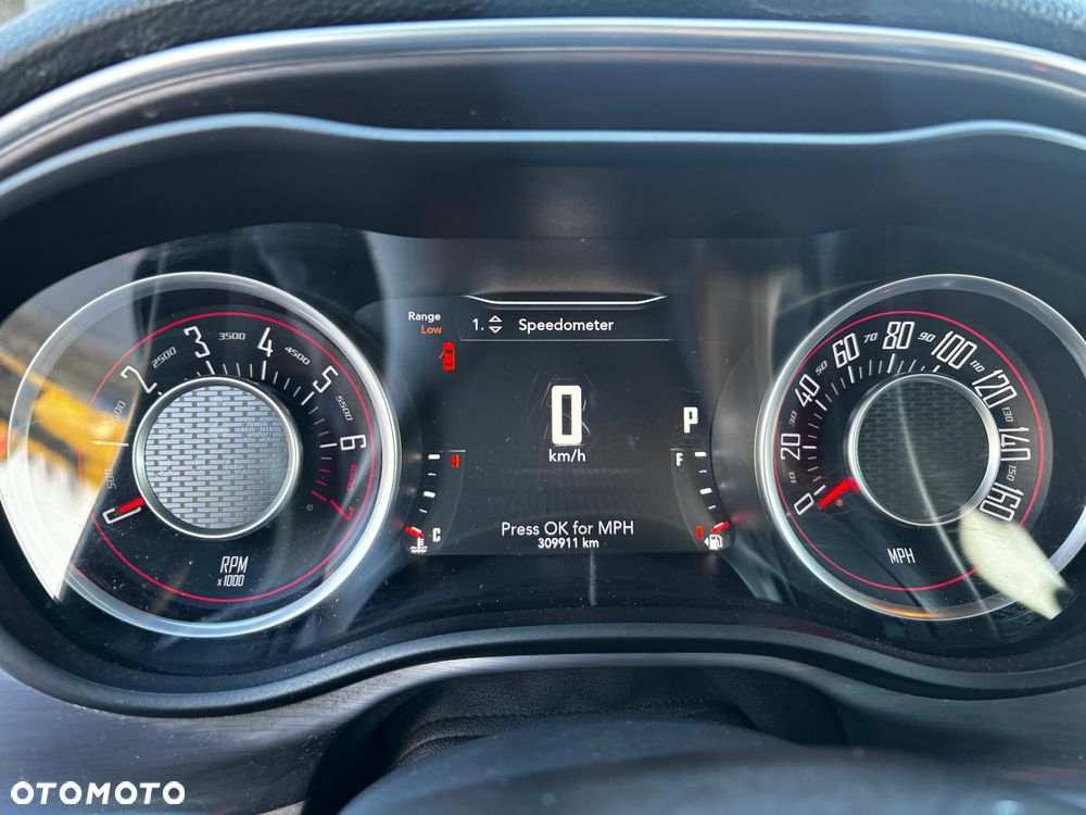 Dodge Challenger - 18