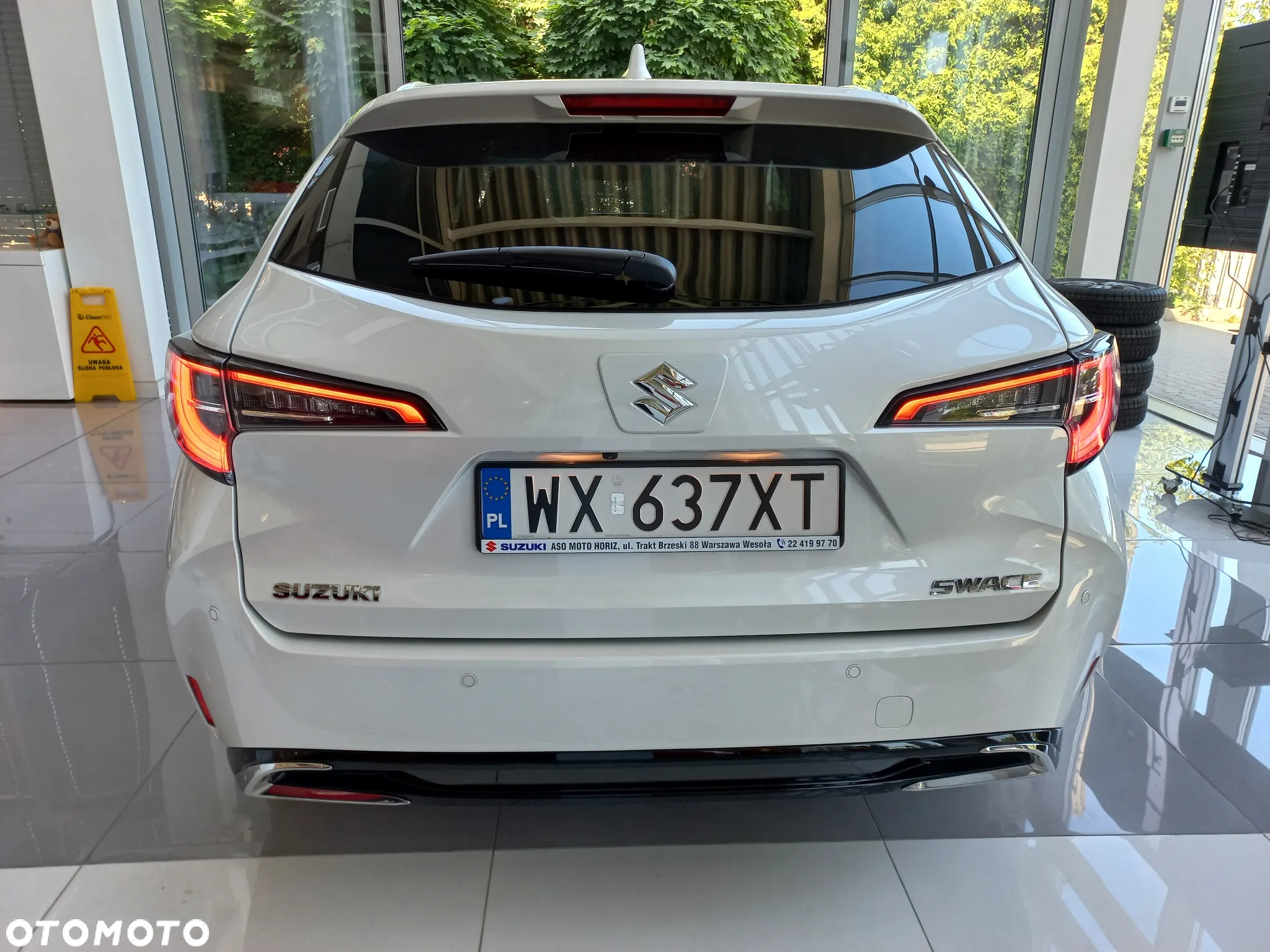 Suzuki Swace 1.8 Hybrid Elegance CVT - 6
