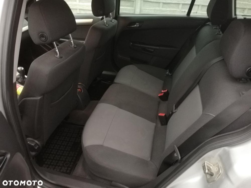 Opel Astra 1.7 CDTI Edition - 10