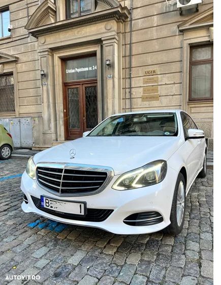 Mercedes-Benz E 300 BLUETEC Aut. - 1