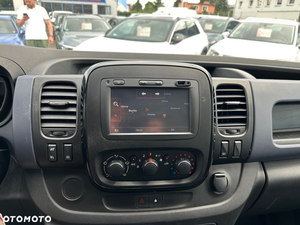 Opel Vivaro L2H1 2,9t Elegance - 14