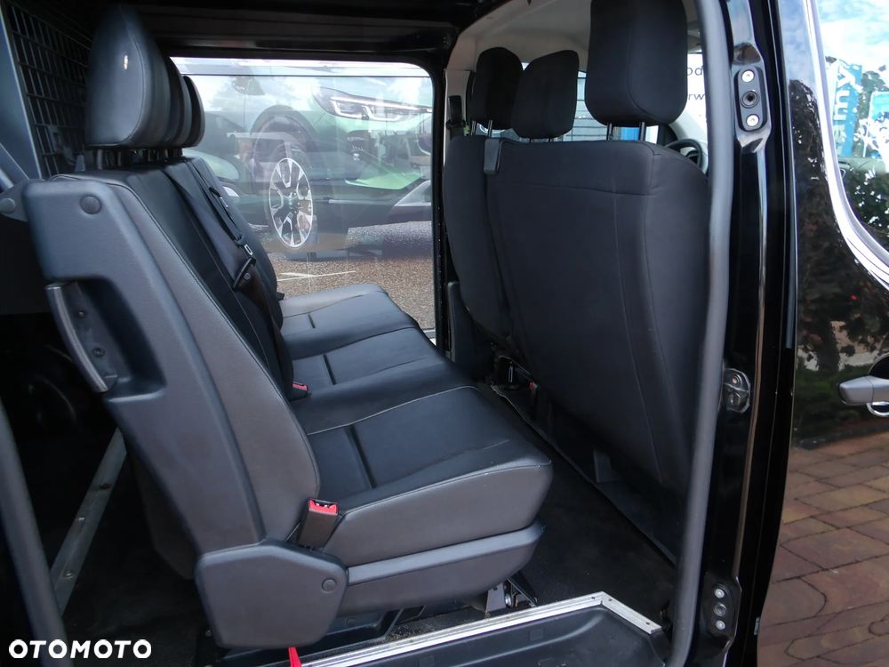 Opel Vivaro - 10