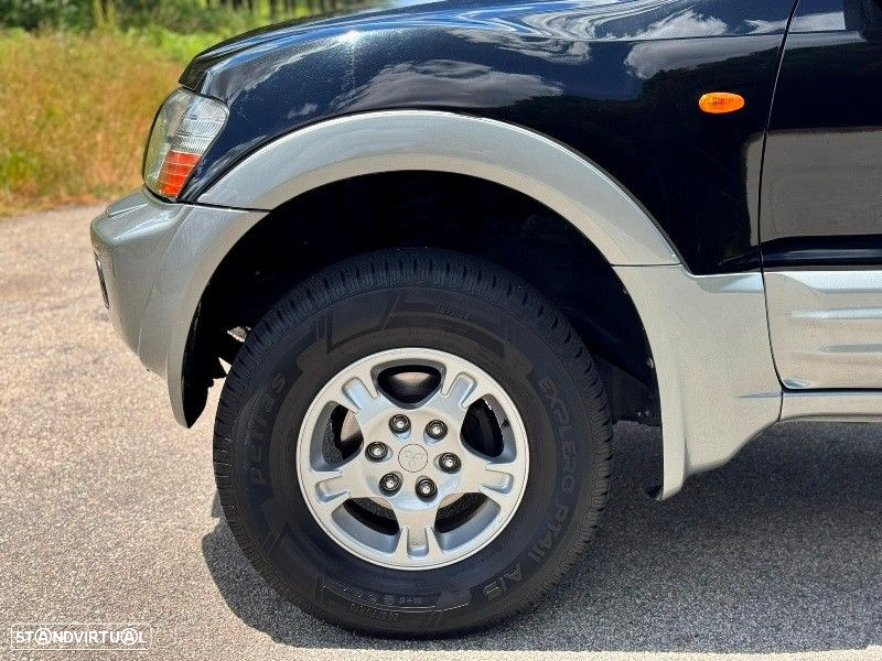 Mitsubishi Pajero 3.2 DI-D GLS - 44