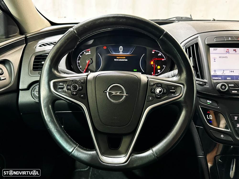 Opel Insignia - 21
