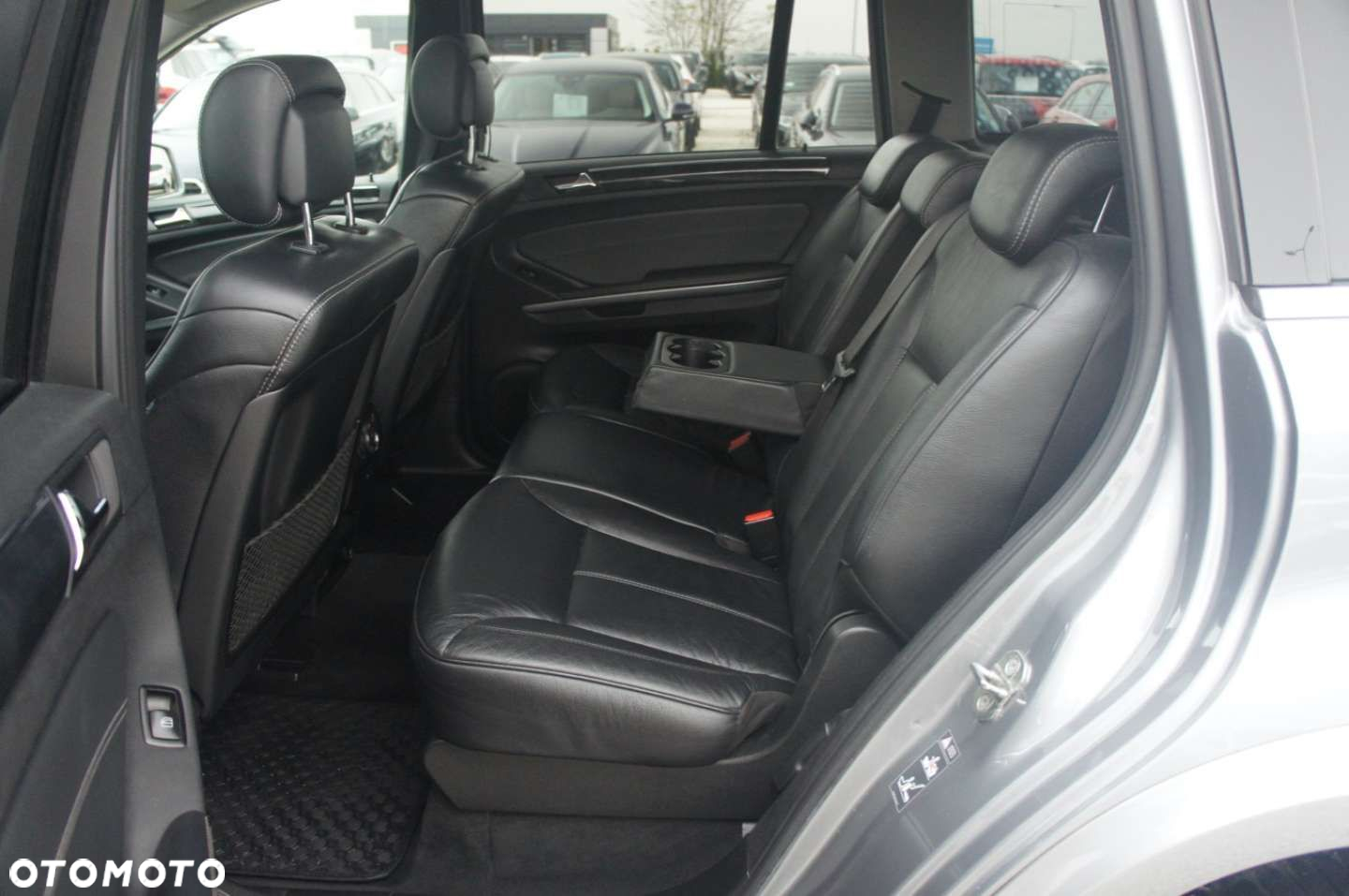 Mercedes-Benz GL - 15