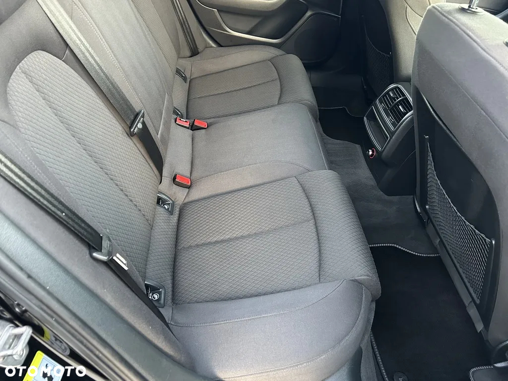 Audi A6 Avant 2.0 TDI Ultra S tronic - 34