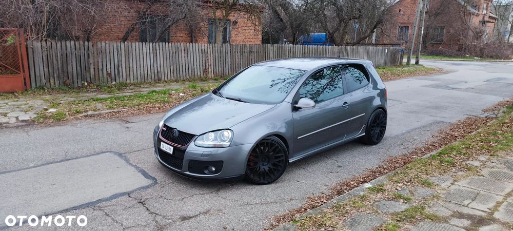 Volkswagen Golf 2.0 GTI - 1