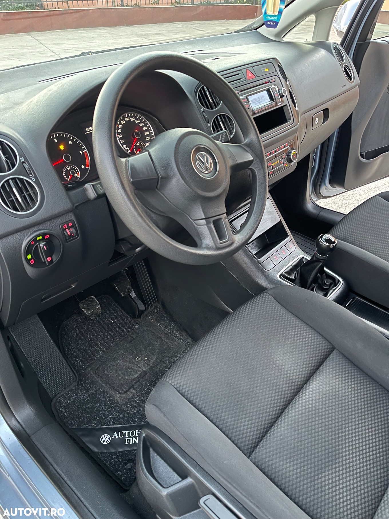 Volkswagen Golf Plus 1.6 TDI DPF BMT Trendline - 28