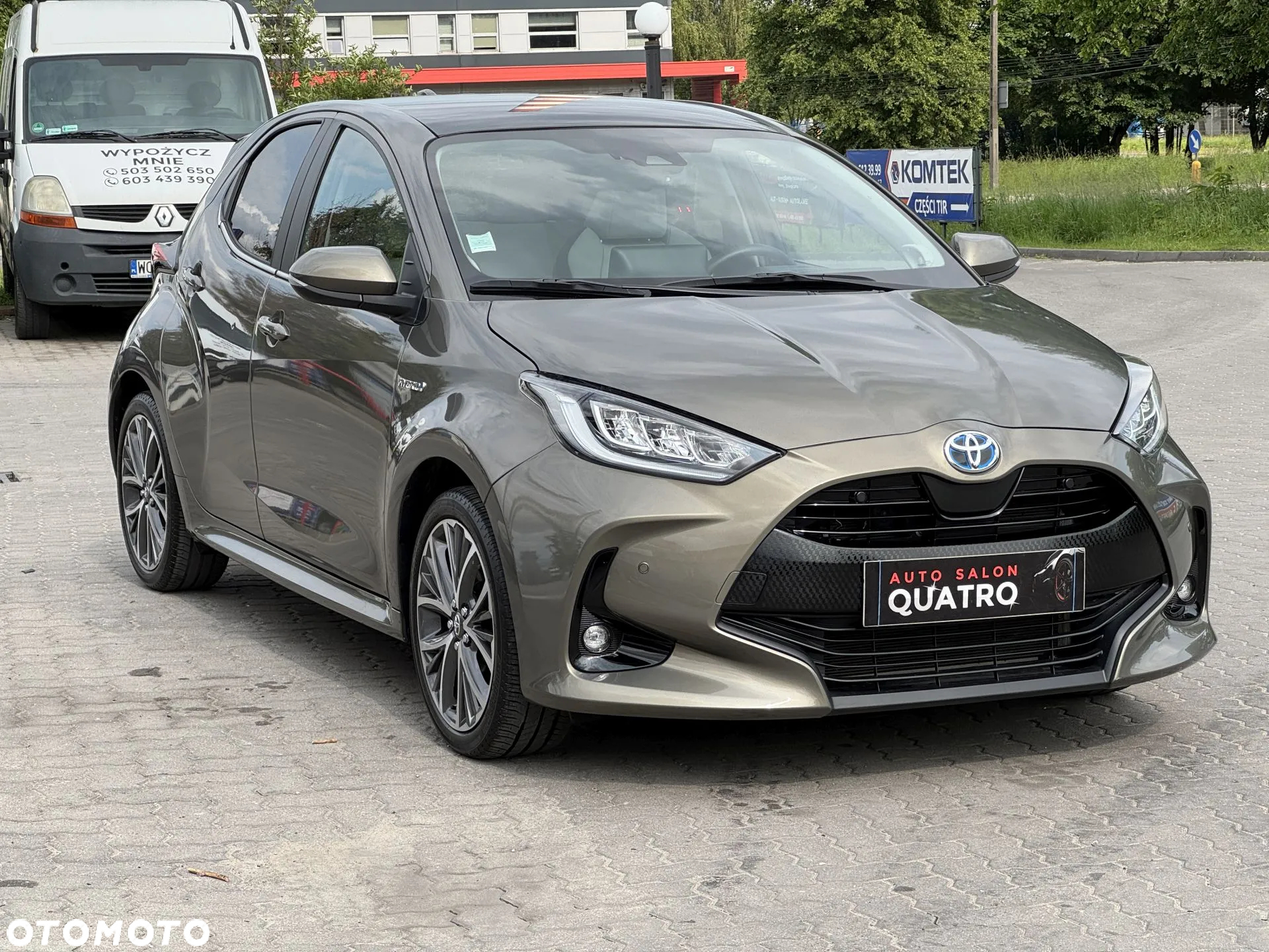 Toyota Yaris Hybrid 1.5 VVT-i Premiere Edition - 8