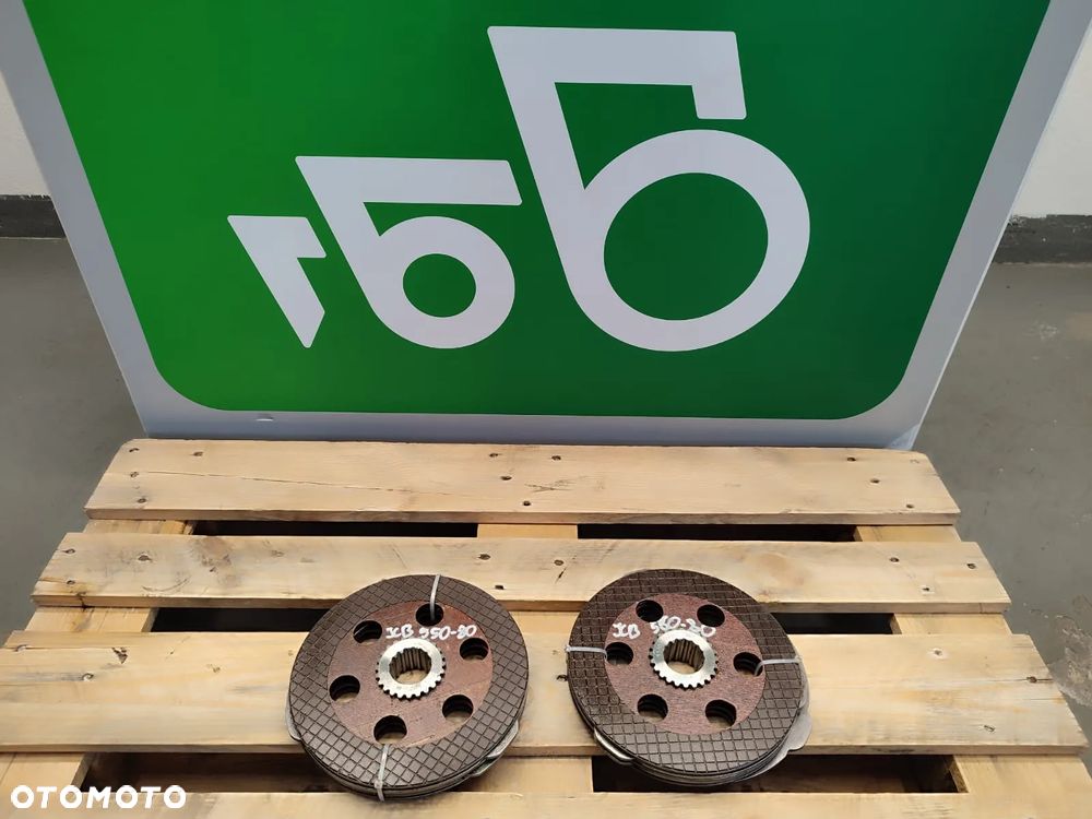 Tarcze hamulcowe przekładki 1130701402 JCB 550-80 - 1