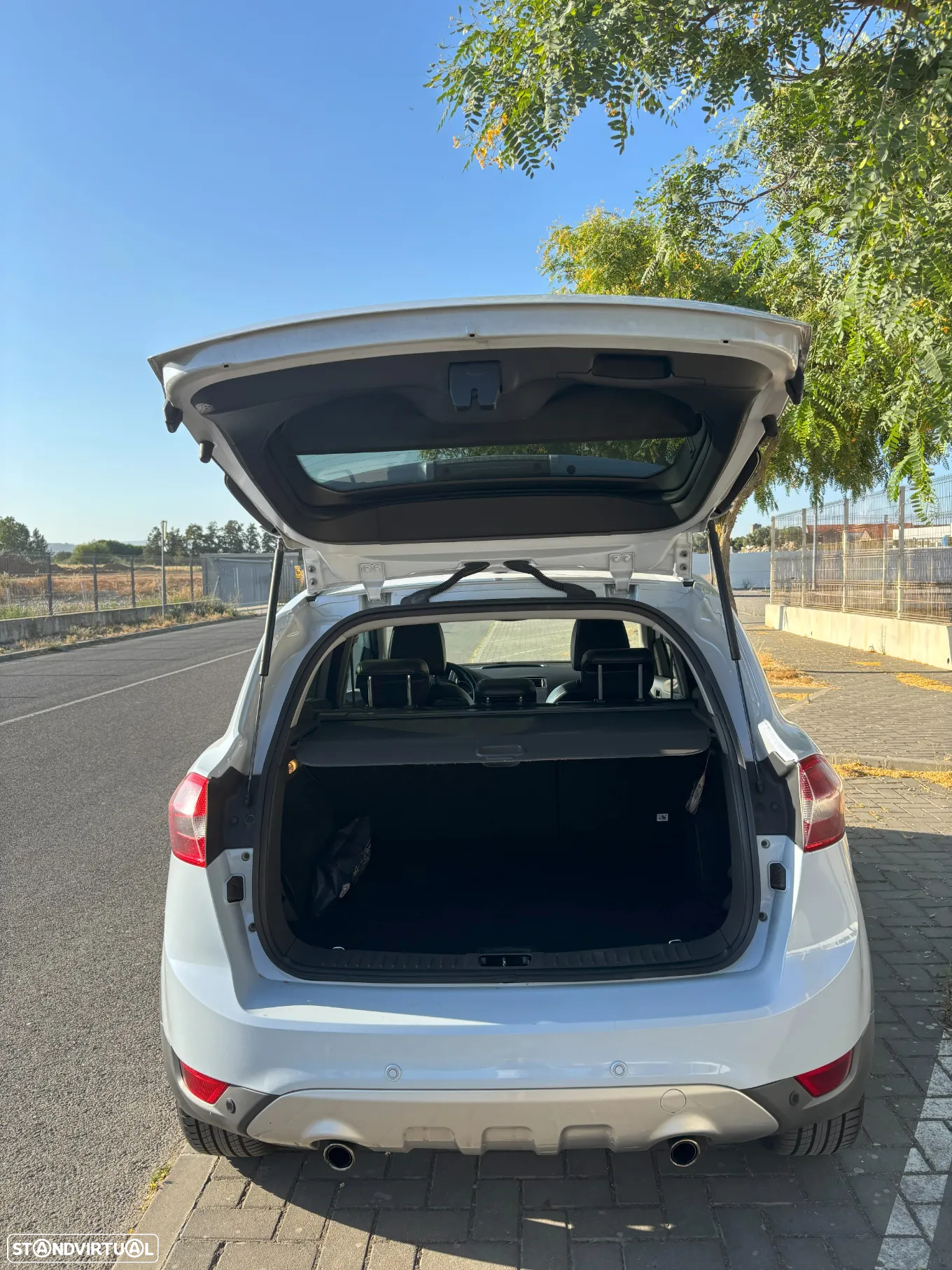 Ford Kuga 2.0 TDCi Titanium - 5