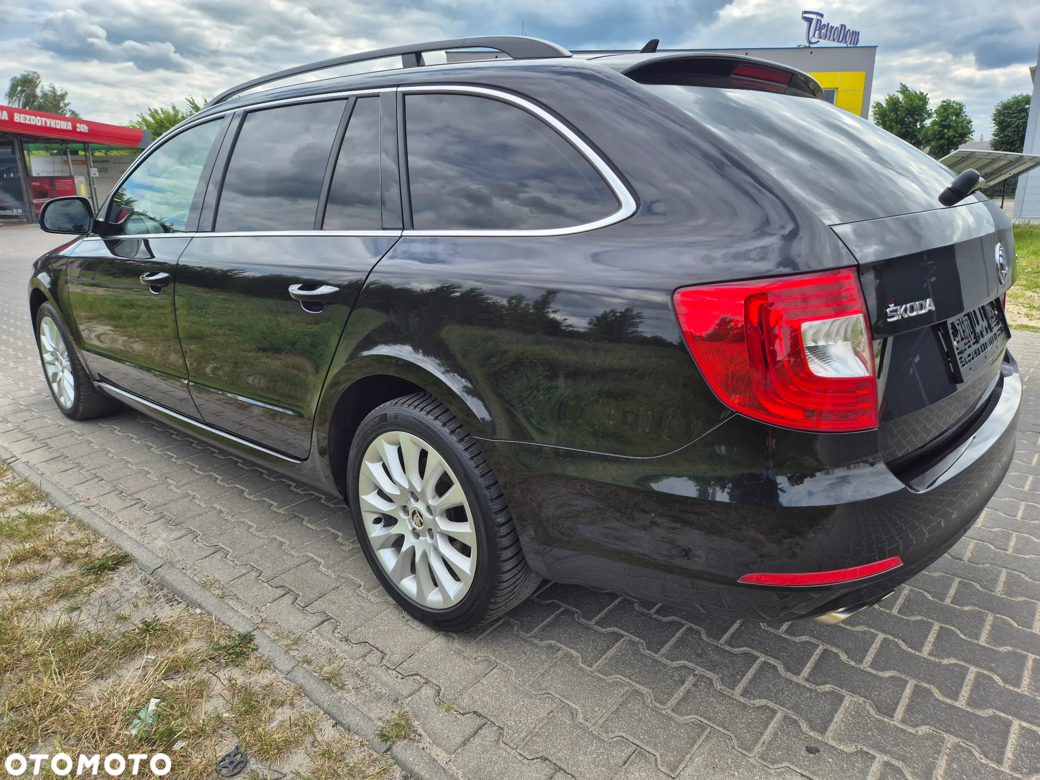 Skoda Superb 2.0 TDI DSG Exclusive - 15