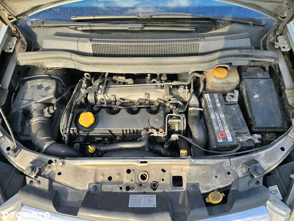 Opel Zafira 1.9 CDTI Cosmo - 5