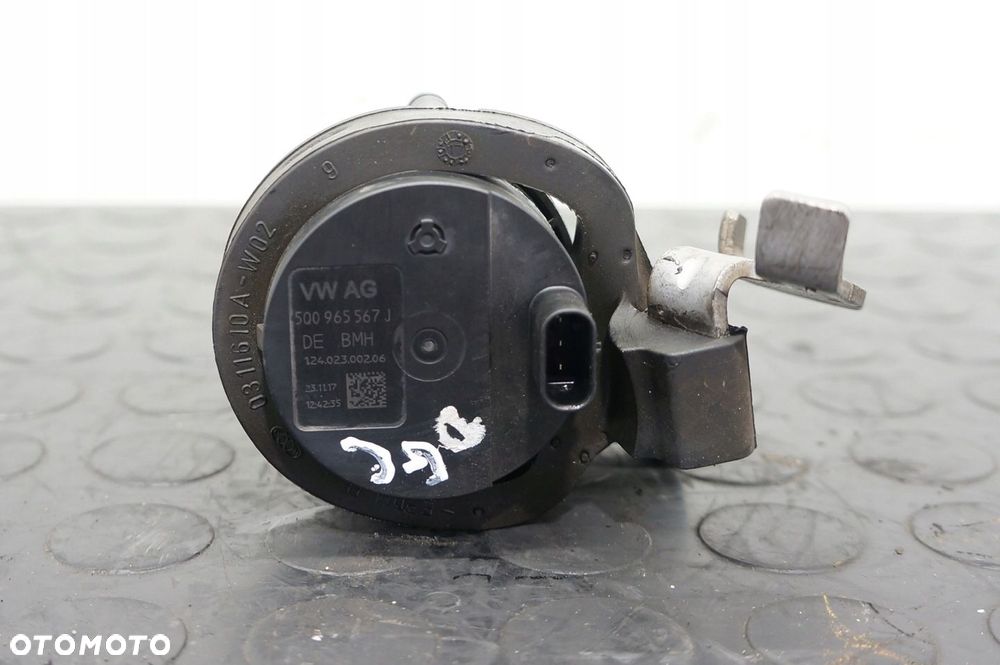 POMPA WODY VW GOLF VII T-ROC PASSAT B8 1,6 2,0 TDI 5Q0965567J - 1
