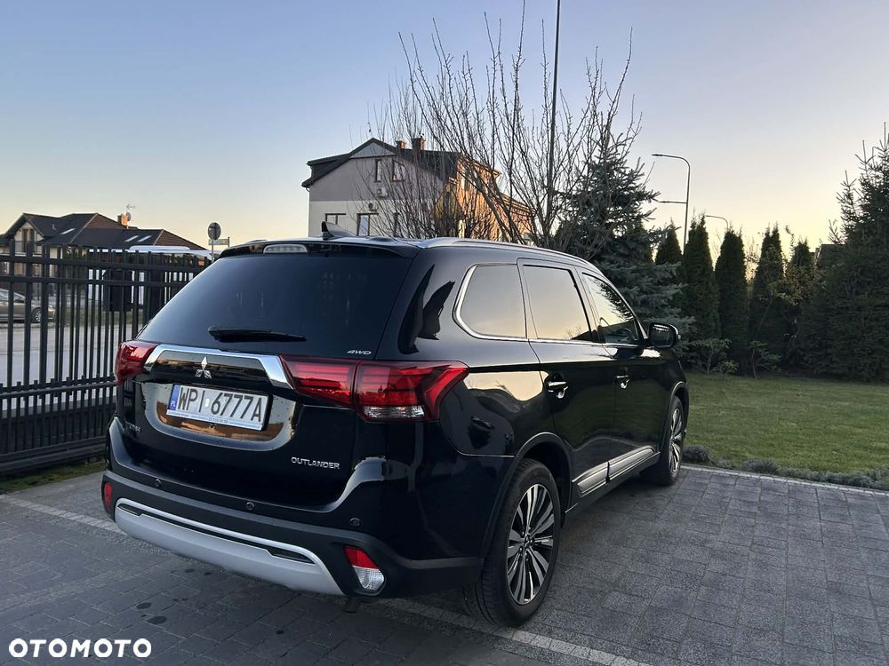 Mitsubishi Outlander 2.0 Intense + 4WD CVT - 3