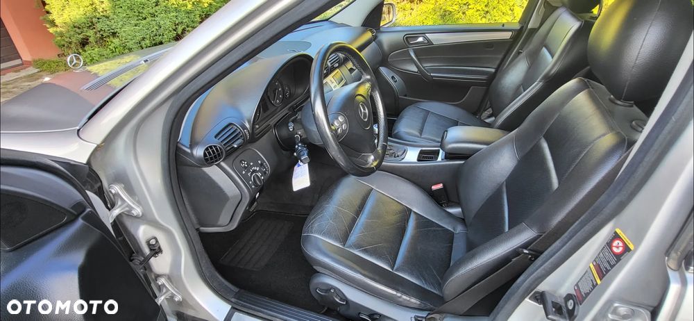 Mercedes-Benz Klasa C 200 Kompressor Avantgarde Sport Edition - 5