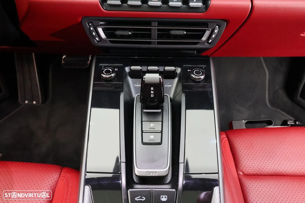 Porsche 911 (992) Carrera PDK - 39