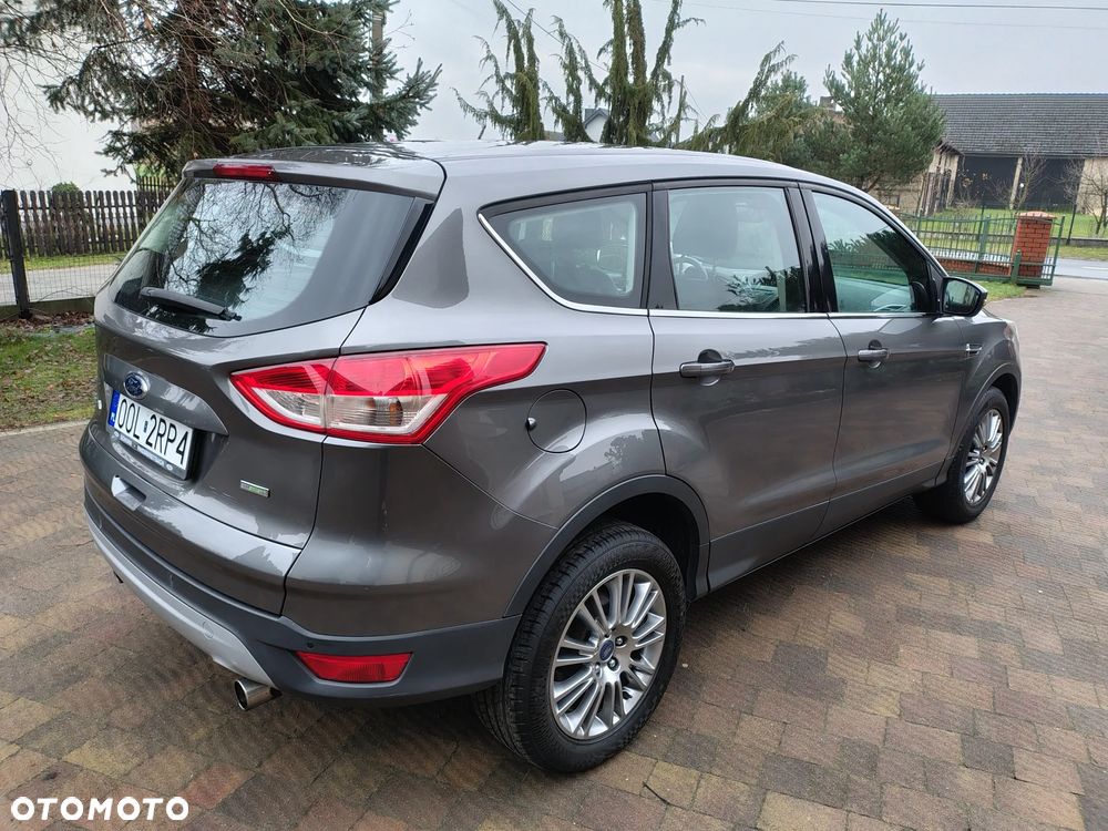 Ford Kuga 1.6 EcoBoost 2x4 Titanium - 6