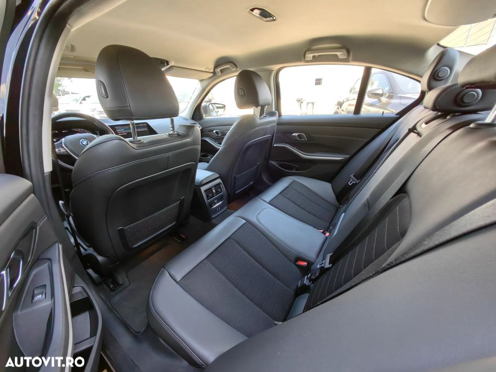BMW Seria 3 330e xDrive AT PHEV - 16