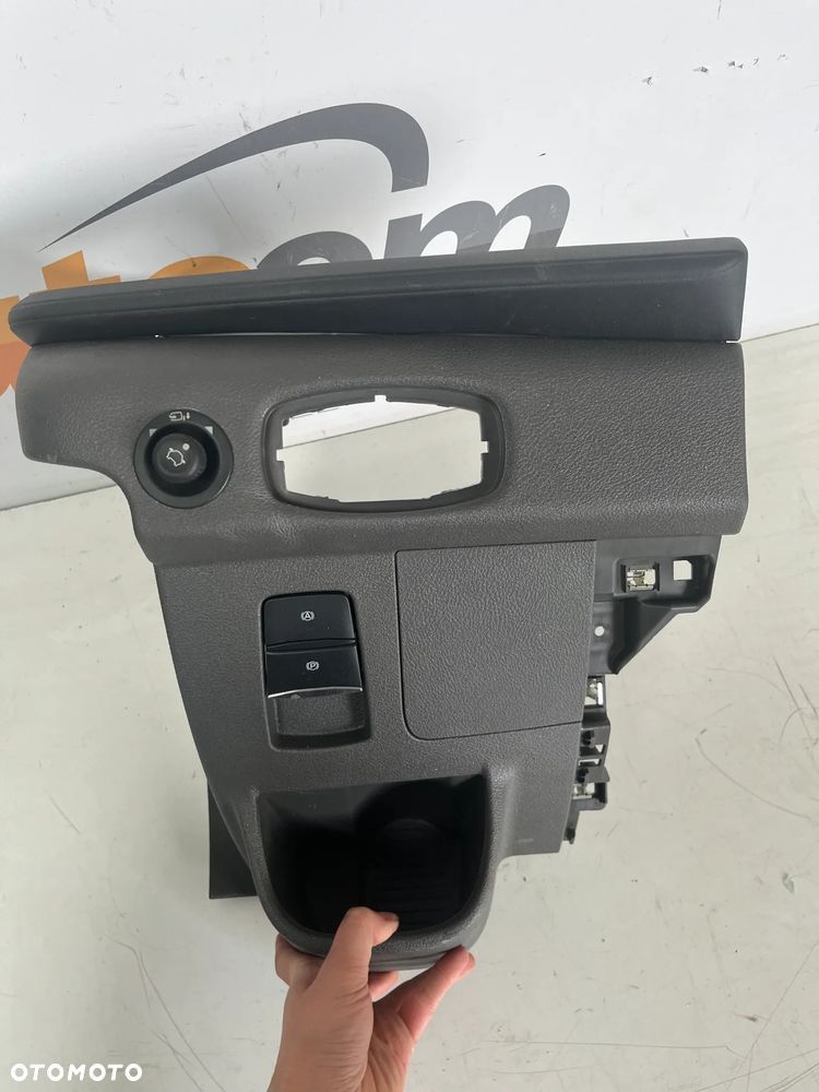 OSŁONA SCHOWEK DESKI KONSOLI EUROPA KK31-V046C40-C FORD TRANSIT MK8 VI 25ROK - 2