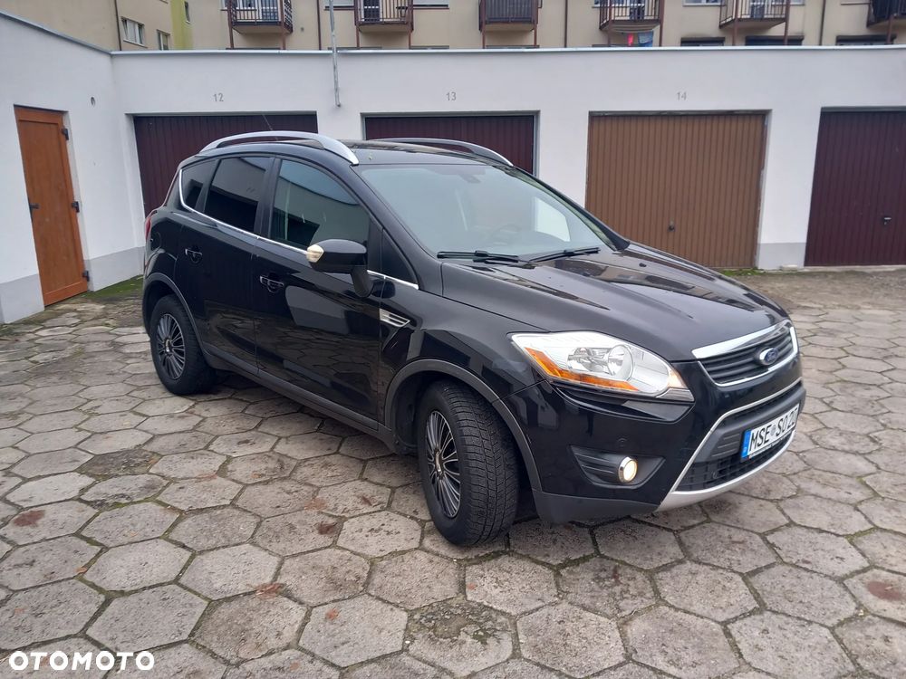 Ford Kuga 2.0 TDCi 2x4 Titanium - 3