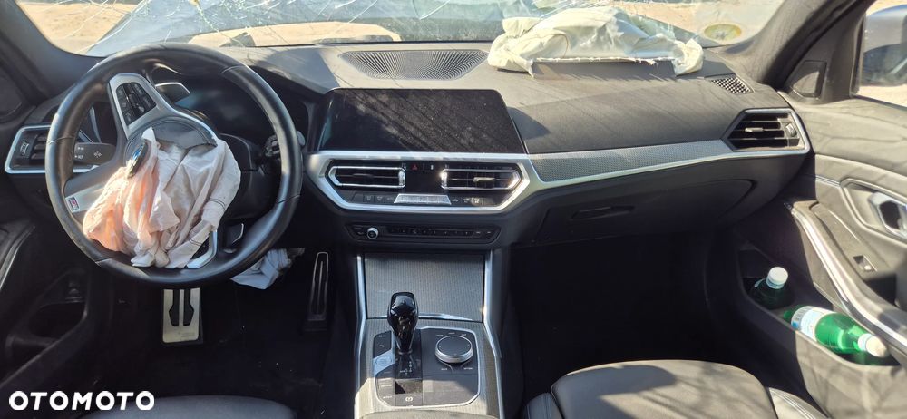 BMW Seria 3 - 25