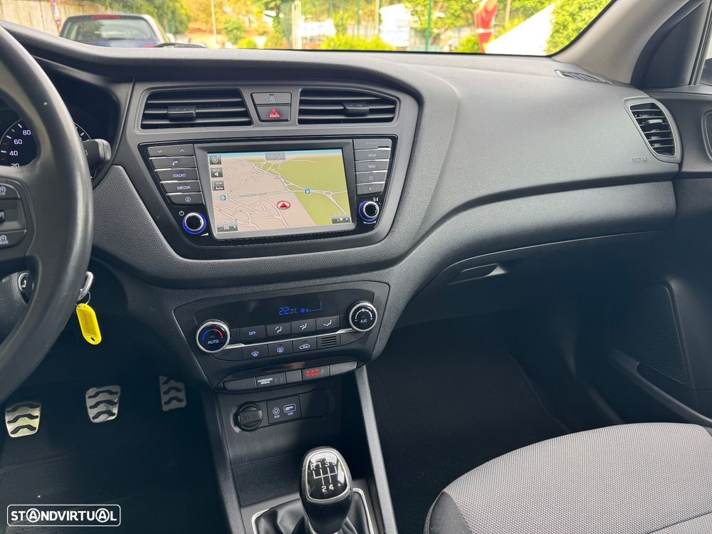 Hyundai i20 Active 1.0 T-GDi Blue Comfort Navi - 10