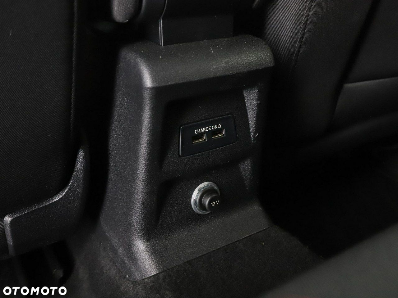 Audi Q2 35 TDI quattro S tronic sport - 34