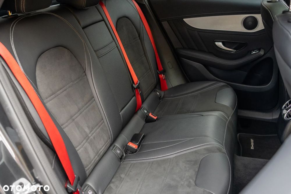 Mercedes-Benz GLC AMG 63 S 4Matic+ AMG Speedshift MCT 9G - 30