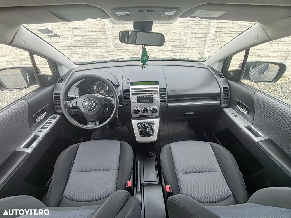 Mazda 5 - 10