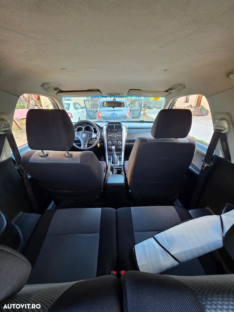 Suzuki Grand Vitara 1.9 DDIS JX - 4