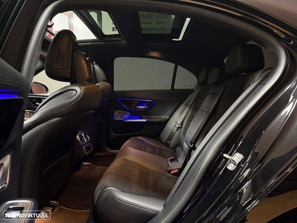 Mercedes-Benz C 300 de AMG Line - 23