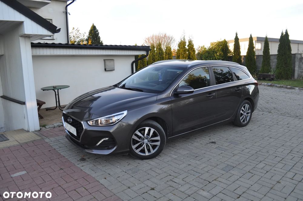 Hyundai i30 1.6 CRDI DCT YES - 2