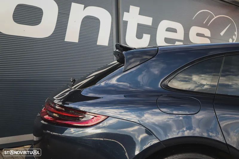 Porsche Panamera Sport Turismo 4 E-Hybrid Platinum Edition - 24