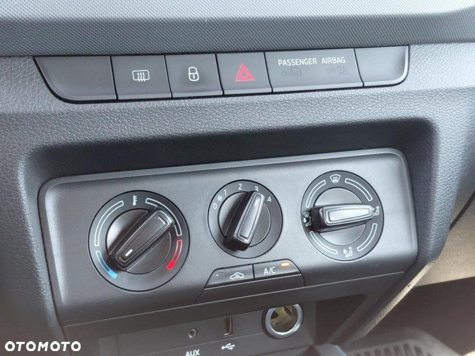 Skoda Fabia - 23