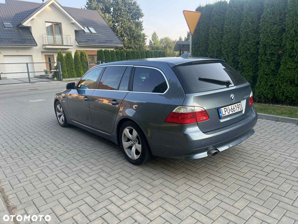 BMW Seria 5 520d - 2