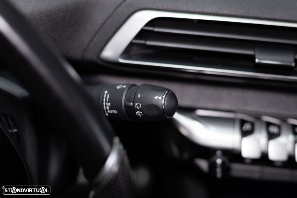 Peugeot 5008 1.5 BlueHDi GT Line EAT8 - 35