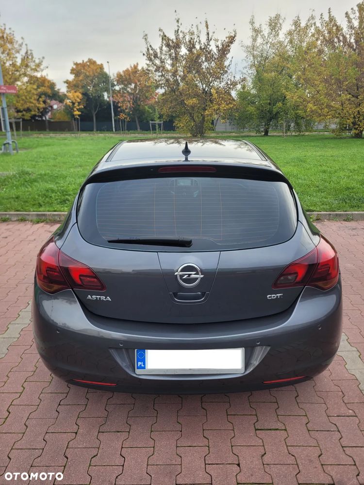 Opel Astra 1.7 CDTI DPF Cosmo - 5