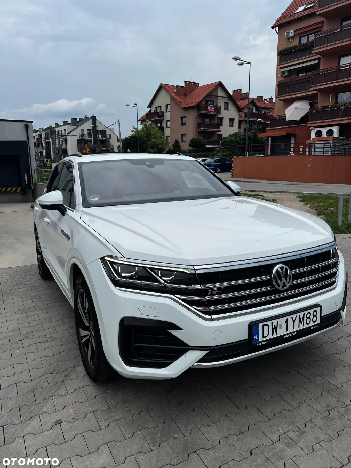 Volkswagen Touareg 3.0 V6 TDI 4Motion R-Line - 2