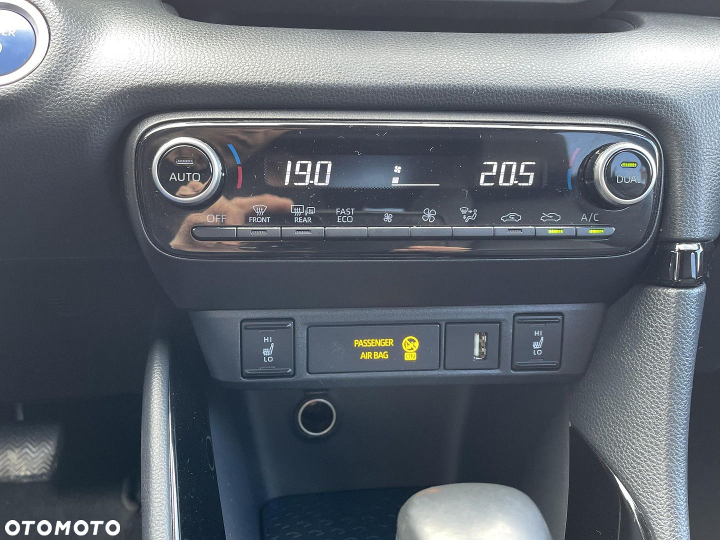 Toyota Yaris - 18