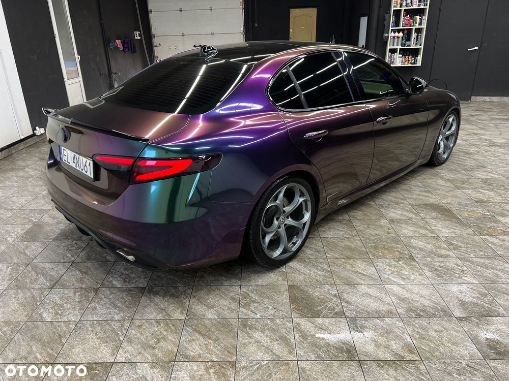 Alfa Romeo Giulia 2.0 Turbo TI Q4 - 9